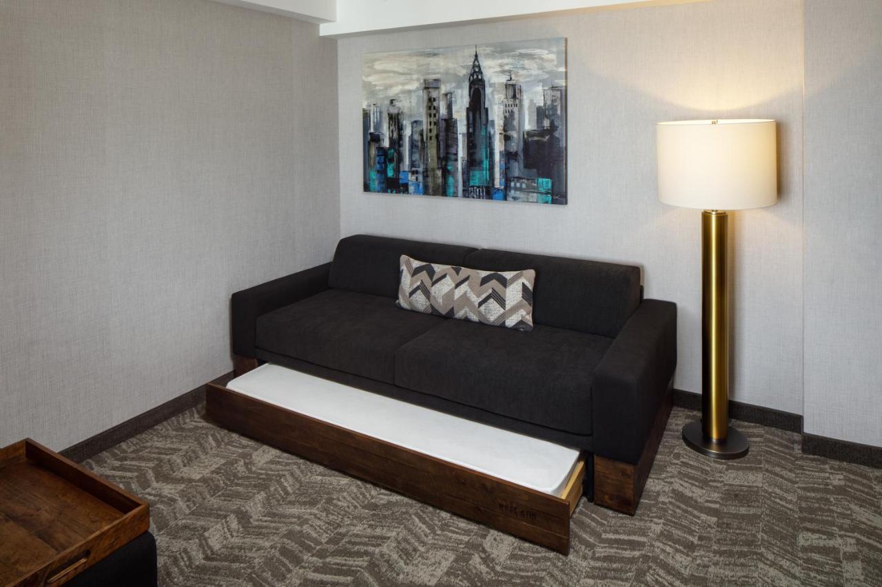 Springhill Suites By Marriott New York Jfk Airport Jamaica Exterior foto